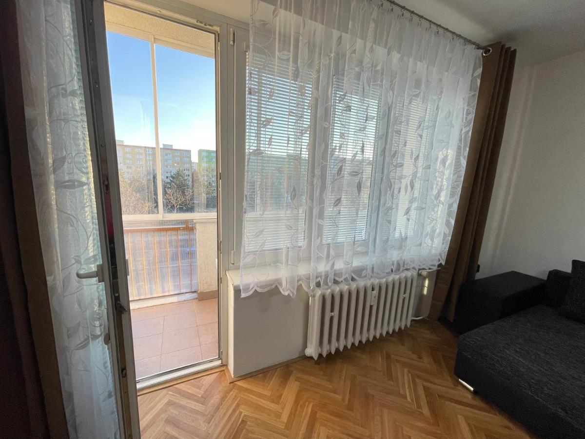 Apartman Jnj Velkomoravska Оломоуц Экстерьер фото